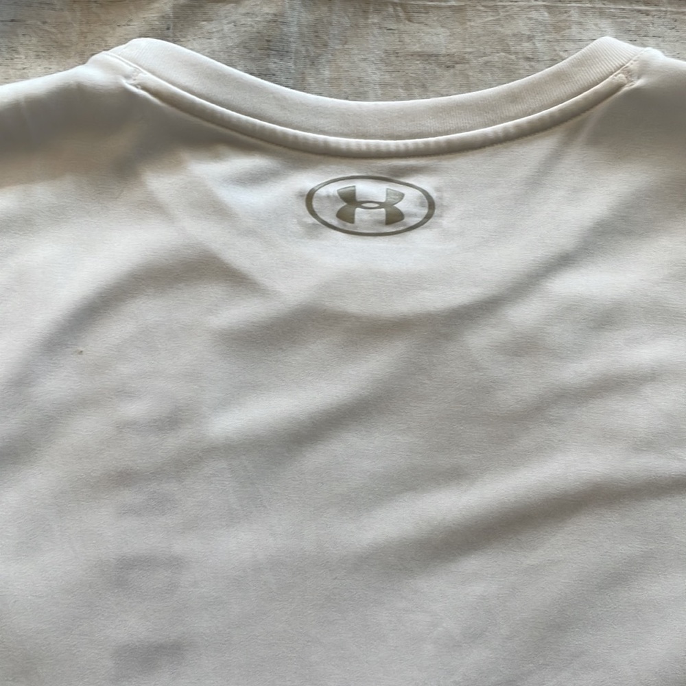 Under Armour Workout Tee Shirt - Picture 6 of 8